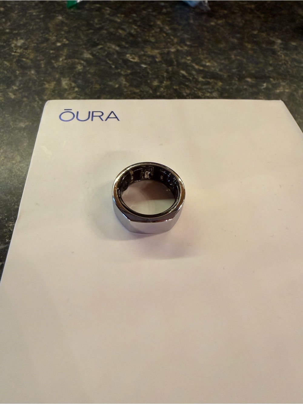 Oura Ring 3 in Silver size 7